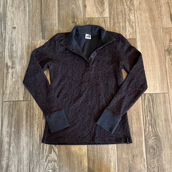 Kavu Sweaters - kavu sweater